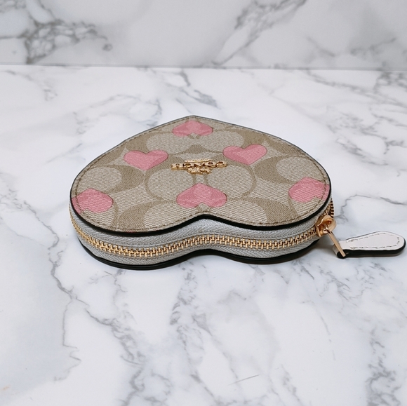 coach heart signature coin case - Picture 5 of 6